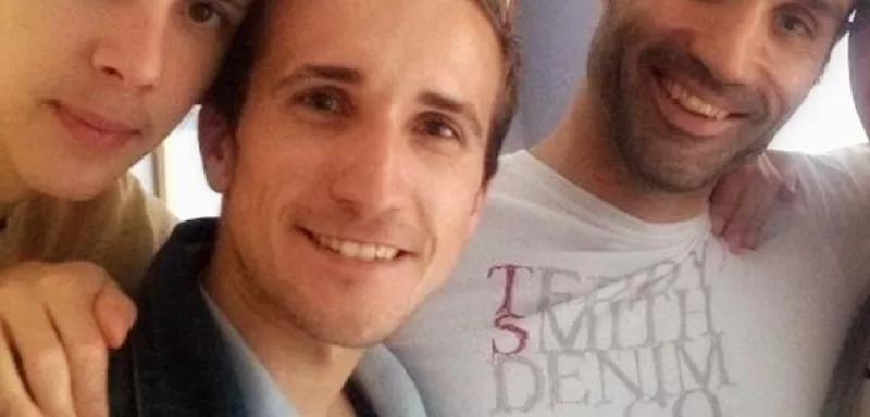 Peter au centre, avec Nicolas Noguier, le président du Refuge, à droite. (DR) Peter au centre, avec Nicolas Noguier, le président du Refuge, à droite. (DR)