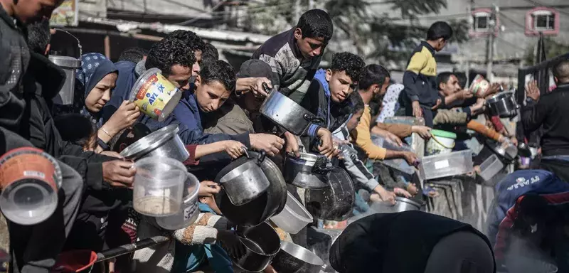 Israël provoque et favorise la famine à Gaza, l’autre arme de guerre