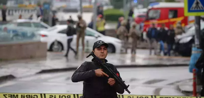 Attentat suicide en Turquie, à Ankara, à proximité du Parlement