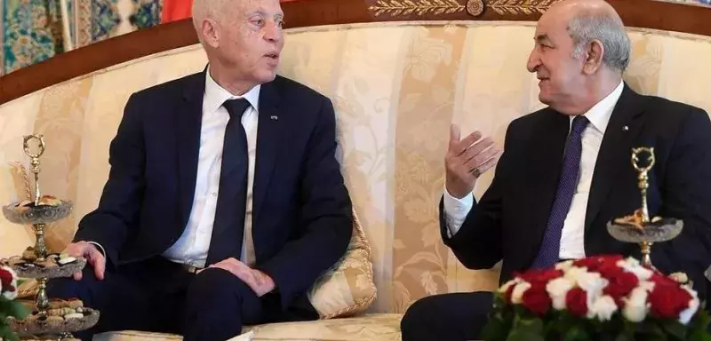 Alger octroie un prêt de 300 millions de dollars octroyés à la Tunisie. Un prêt qui permettra de renflouer pour quelques mois