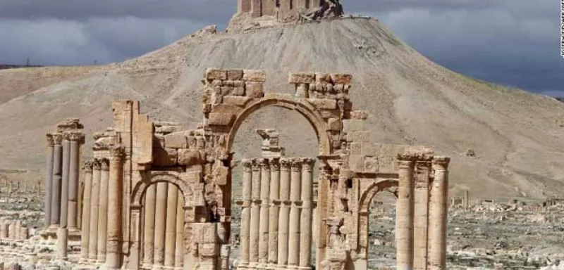  l’arc de triomphe de la cité antique, perle du désert syrien otage de la barbarie... (DR)