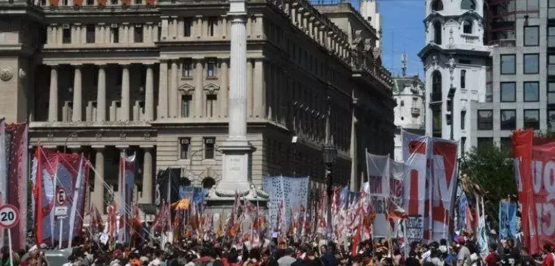 En Argentine, mobilisation de masse contre le «méga-décret» qui torpille le code du travail