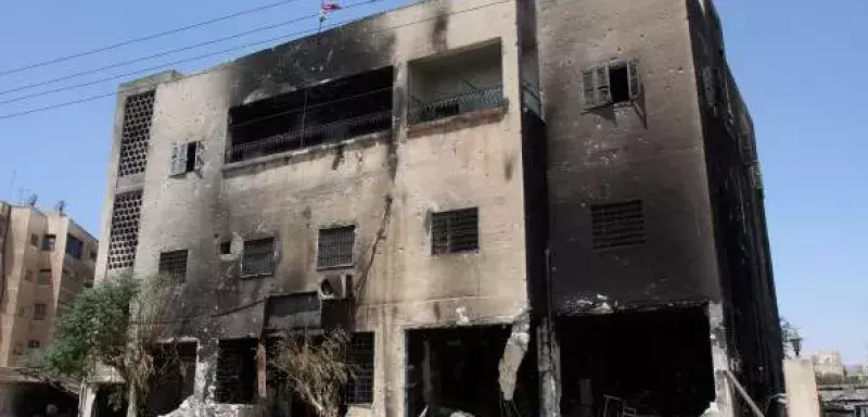 Bâtiment en ruine après des pilonnages dans la ville de Hama (Photo: Xinhua)