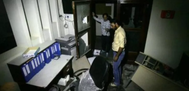 Les manifestants ont saccagé les bureaux de la chaîne de télévision al-Hurra, détruisant la plus grande partie du matériel... (DR)