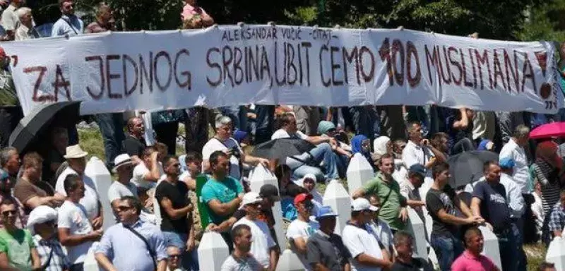 Aleksadar Vucic; ":"Pour chaque Serbe tué,  nous exécuterons 100 musulmans bosniaques""