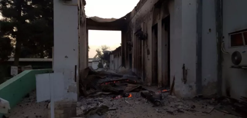 les bombardements ont fait seize morts, dont neuf employés de l’ONG et une trentaine de blessés graves... (MSF)