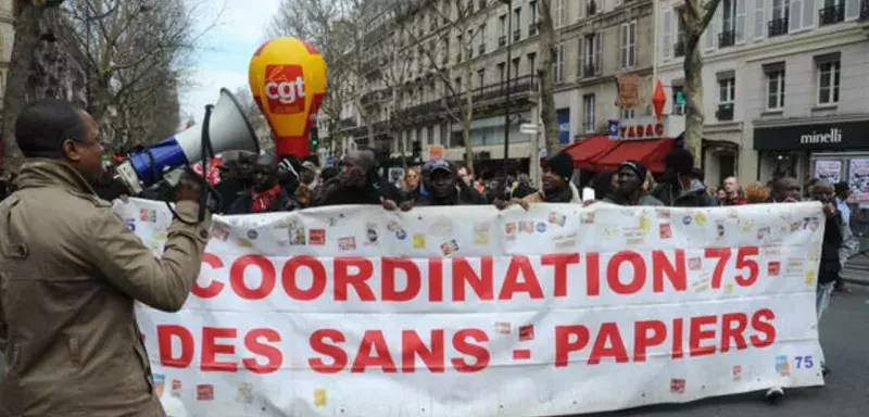 France : la révolte des travailleurs sans-papiers sous-payés et surexploités