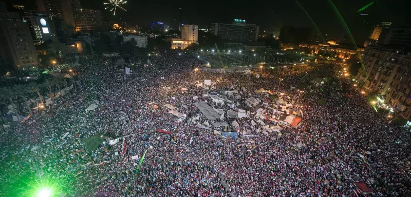 scènes de liesse au coeu du Caire après la chute de Morsi... (Xinhua)