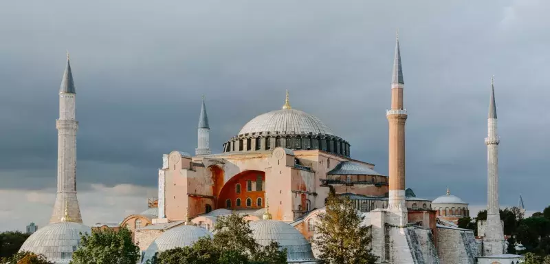 Turquie : reconvertie en mosquée, Sainte-Sophie sera ouverte aux visiteurs en dehors des heures de prières