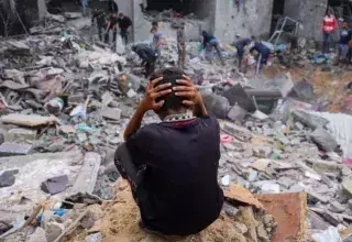 Gaza s’enfonce dans le chaos. Netanyahu associe l’image de son pays aux crimes les plus épouvantables de l’Histoire