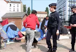 France : le projet de loi sur l’immigration fait un flop, le ministre de l’Intérieur reconnaît un « échec personnel » 