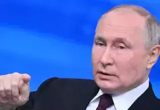 Vladimir Poutine face à la presse, en route pour un nouveau mandat
