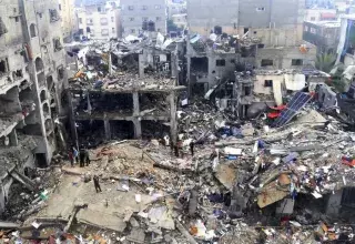 Trêve à Gaza : un maigre soulagement pour les palestiniens sous un tapis de bombes, Israël entrouvre ses geôles en échange d’otages 