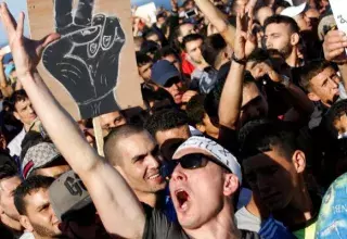 Maroc : violentes manifestations à Al-Hoceïma, le leader de ce mouvement baptisé "hirak" (la mouvance) est activement recherché