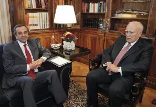 Antonis Samaras recu par le président Karolos Papoulias (Xinhua)