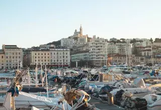 Un propriétaire de bateau amarré au Frioul a été condamné à payer 1500€ d'amende pour avoir loué son embarcation sur Airbnb sans autorisation.