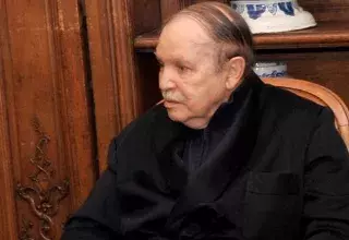 Le président algérien Abdelaziz Bouteflika a présidé dimanche soir son premier conseil des ministres depuis son retour en Algérie