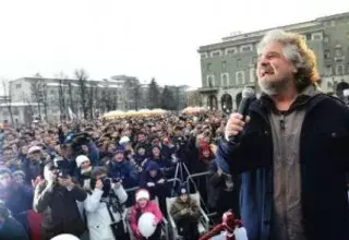 la montée inattendue de l’humoriste Beppe Grillo... (DR)