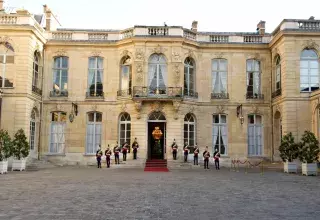 Les deux amis ont déjeuné ensemble à l’Hôtel de Matignon, à Paris. (DR)