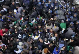 Manifestation de démocrates réprimée à Alger. (DR)
