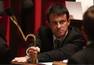 M. Valls: pour "une action ferme et déterminée" en politique migratoire, mais contre la politique du chiffre du précédent gouvernement français.