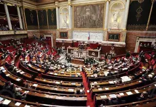 Loi sur l’immigration en France : la droite et l’extrême-droite en passe d’obtenir une victoire idéologique