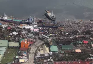 Le super-typhon Haiyan, l'une des plus puissantes tempêtes à toucher des terres émergées, a fait plus de 100.000 morts... (Xinhua)