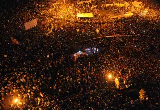 Place Tahrir au Caire: les manifestants ne se démobilisent pas (Xinhua)