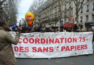 France : la révolte des travailleurs sans-papiers sous-payés et surexploités