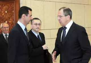 Bachar al-Assad accueillant le ministre russe des AE. (Xinhua)