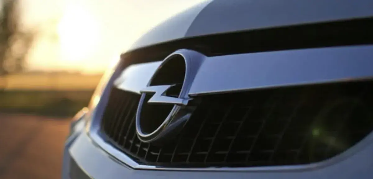 Airbag de voiture Opel concerné par le rappel Takata en Algérie