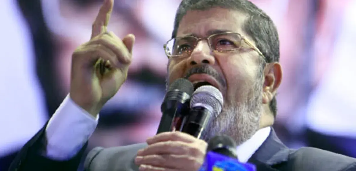 Mohamed Morsi cumule déjà les pouvoirs exécutif et législatif ... (DR)