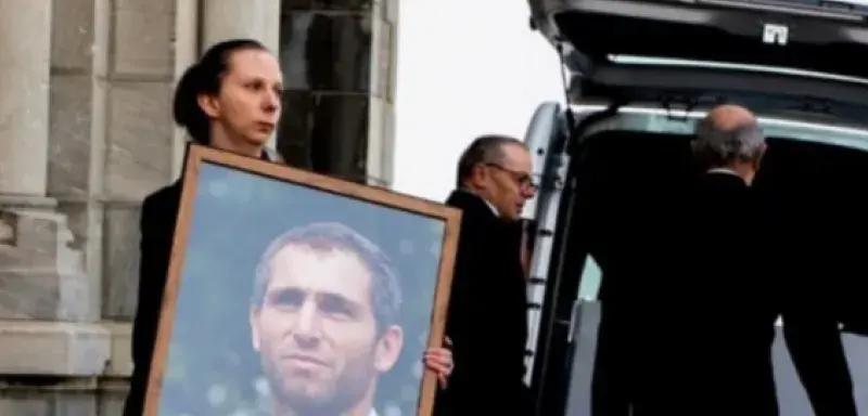 Illustration pour l'article sur l'affaire Federico Aramburu et le silence politique dénoncé par l'avocat de la famille