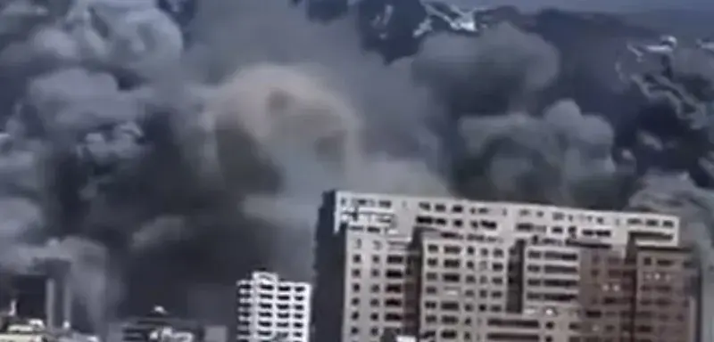 Frappes aériennes israéliennes sur Téhéran le 1er mars 2026