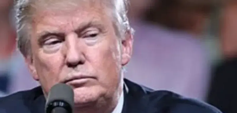 Thomas Massie, représentant républicain du Kentucky, critique les actions militaires de Donald Trump