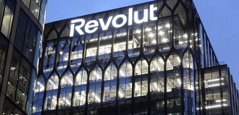 Licence bancaire accordée à Revolut en France pour développer ses services financiers
