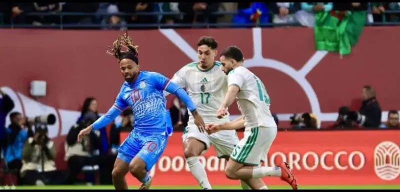 L'éviction de l'arbitre algérien Ghorbal et la nomination d'un évaluateur marocain pour Algérie-Nigéria alimentent les soupçons de favoritisme au sein de la CAF.