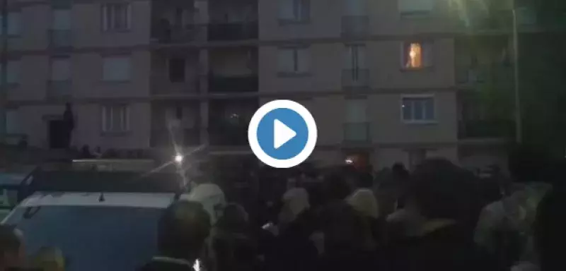 Depuis les attentats de Paris, le climat est explosif en France, sur le continent, comme en Corse où 300 personnes ont saccagé une salle de prière musulmane le jour de Noël en lançant des appels au meurtre.  Depuis les attentats de Paris, le climat est explosif en France, sur le continent, comme en Corse où 300 personnes ont saccagé une salle de prière musulmane le jour de Noël en lançant des appels au meurtre.