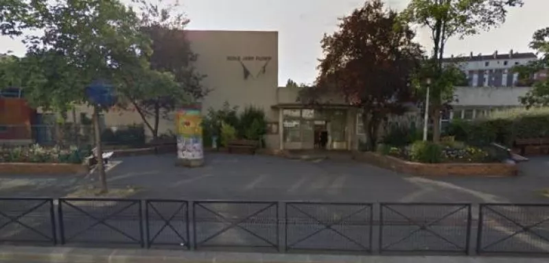 L’info d’un enseignant victime de Daech n’était que l’intox d’un mythomane…  L’info d’un enseignant victime de Daech n’était que l’intox d’un mythomane, elle a de nombreuses répercussions sur les réseaux sociaux, contre le bien vivre ensemble… (Capture d'écran/Le Parisien)