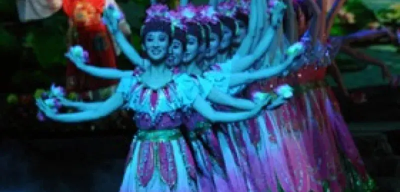 expositionuniverselleeee.jpg expositionuniverselleeee.jpg