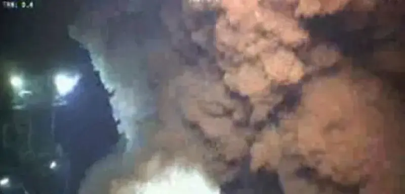 fuitepetrolebpreusiitcouper.jpg fuitepetrolebpreusiitcouper.jpg