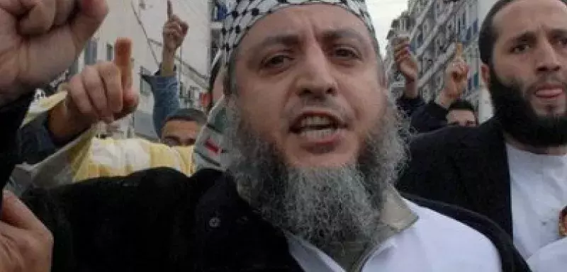 Abdelfatah Hamadache milite pour l'interdiction de l'alcool et du maillot de bain sur les plages... (DR) Abdelfatah Hamadache milite pour l'interdiction de l'alcool et du maillot de bain sur les plages... (DR)