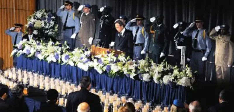 hommageonu.jpg hommageonu.jpg