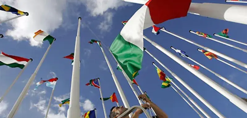 libyetroisiemesommetafrqieuue.jpg libyetroisiemesommetafrqieuue.jpg