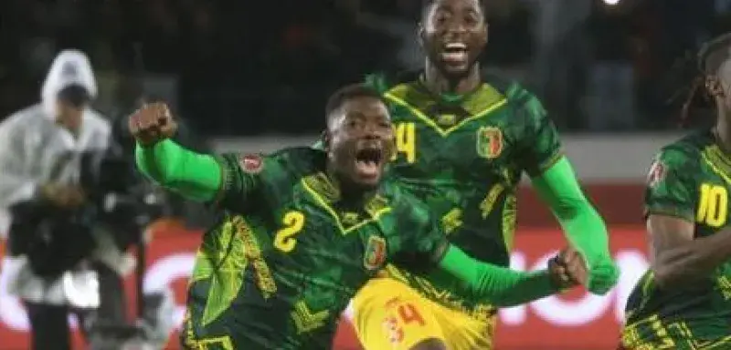 Dans un duel des Aigles riche en rebondissements, le Mali a créé la sensation en éliminant la Tunisie aux tirs au but (3-2) 