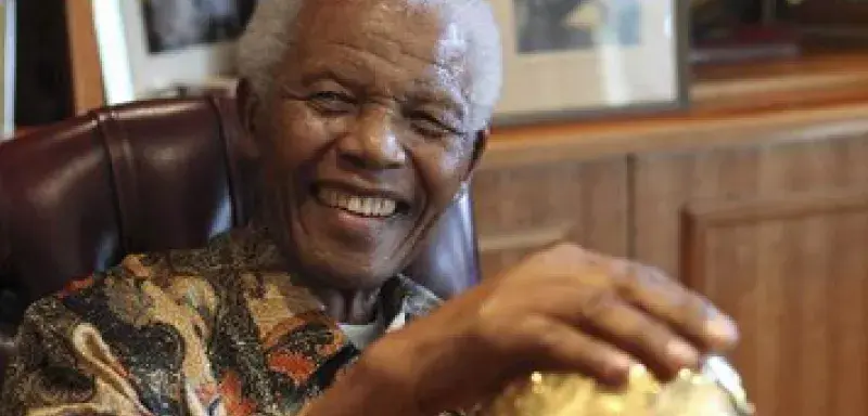 mondialmandelapresent.jpg mondialmandelapresent.jpg