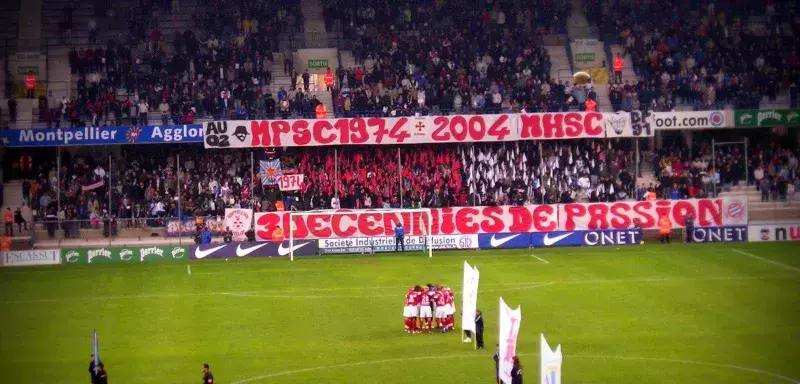 10 ans après l'anniversaire des 30 ans, la déception des supporters de Montpellier s'exprime sur Médiaterranée, à l'aube de la nouvelle fête à venir... 10 ans après l'anniversaire des 30 ans, la déception des supporters de Montpellier s'exprime sur Médiaterranée, à l'aube de la nouvelle fête à venir...