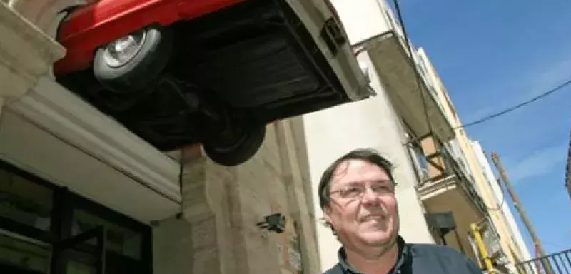 ''Fifi'' devant son Rockstore... (DR)