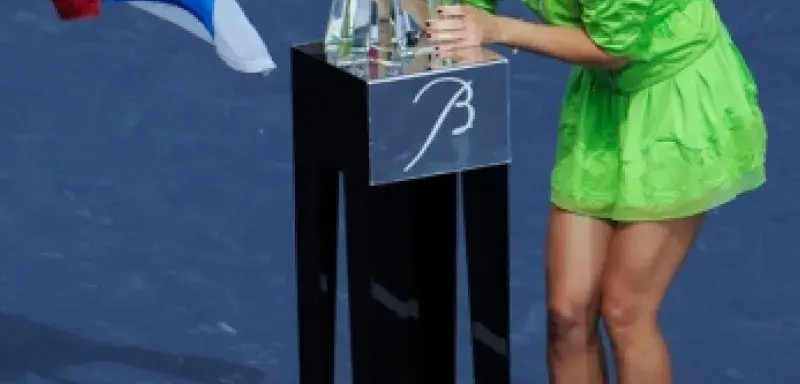 tennisss.jpg tennisss.jpg