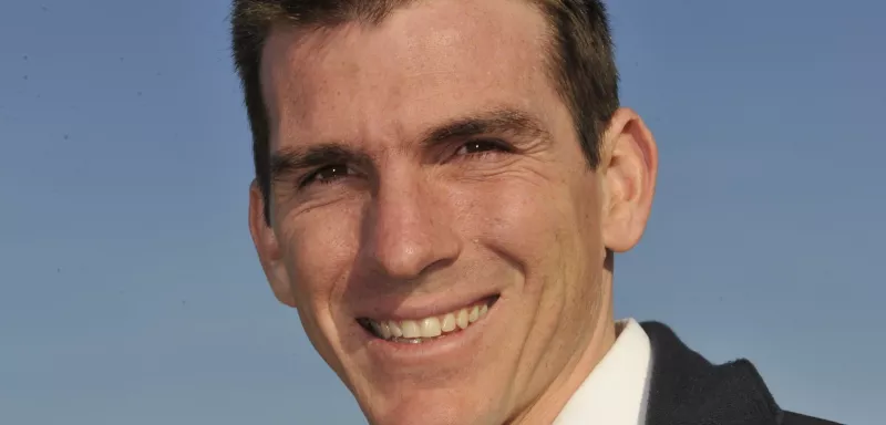 Le jeune skipper naviguera pendant deux ans aux couleurs du Département de l'Hérault. (DR) Le skipper naviguera pendant deux ans aux couleurs du Département de l'Hérault.